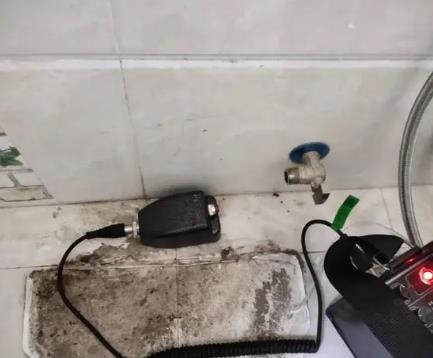 大渡口屋顶漏水维修公司分享下卫生间漏水的危害及解决方法
